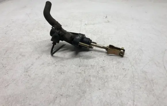 Toyota Yaris Clutch master cylinder 