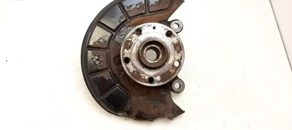 Volkswagen Caddy Front wheel hub