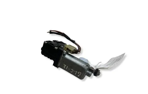 Mercedes-Benz GLC C253 Steering column adjust motor 0390203399