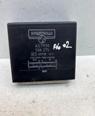 Audi A6 S6 C5 4B Tow bar relay ASTM30 506275 E1021778