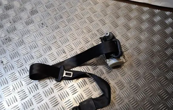 Audi Q7 4L Front seatbelt 33047678 4L1857706A