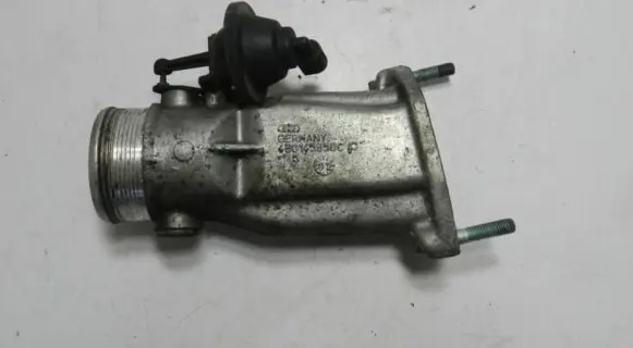Audi A6 S6 C5 4B Throttle valve 4B0145950C
