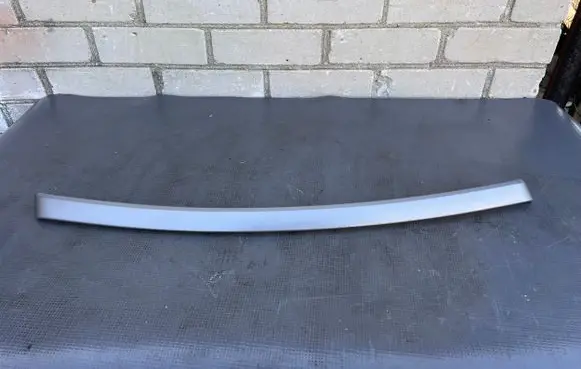 BMW 3 E90 E91 Front door trim bar 7121473
