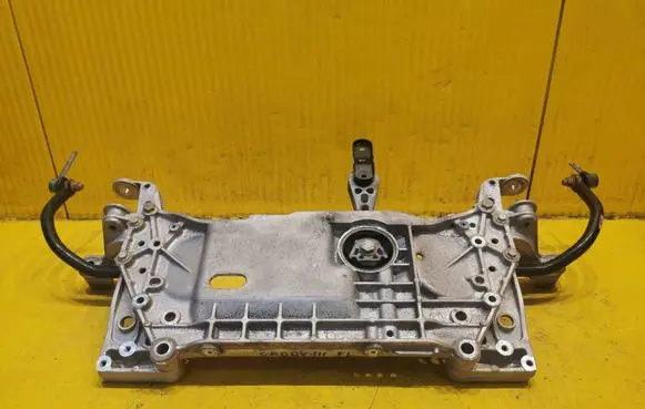Volkswagen Caddy Front subframe 1K0199369F 1K0199295E