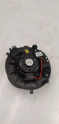 Volkswagen Golf VII Heater fan/blower 5Q1819021E