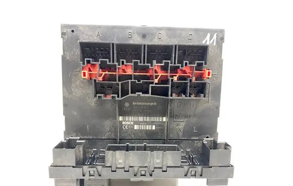 Volkswagen PASSAT B6 Comfort/convenience module 3C8937049D
