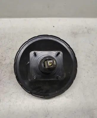 Toyota Corolla E120 E130 Brake booster 87402205