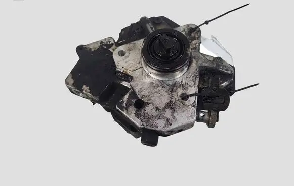 Volvo XC90 Fuel injection high pressure pump 0445010111 30756125