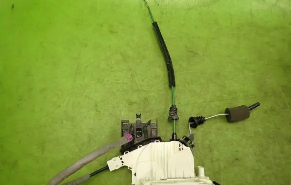 Infiniti Q30 Rear door lock A0997305500