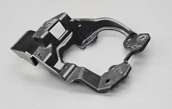 Mazda 3 III Fog light bracket K3006 B63B51694