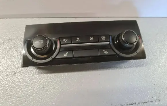BMW 7 F01 F02 F03 F04 Climate control unit 9304722 0000426788 900256610004