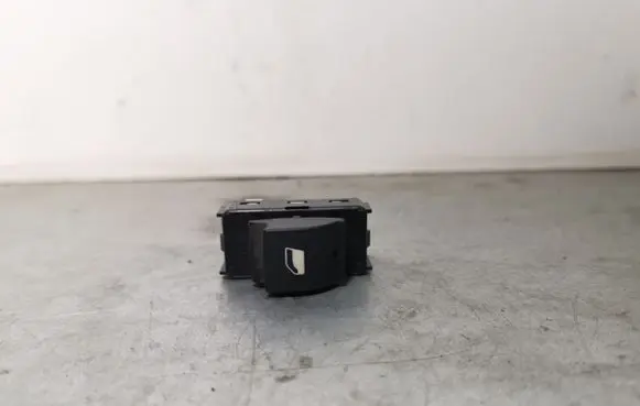 Opel Grandland X Electric window control switch 98044803ZD