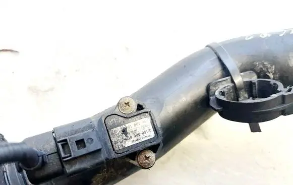 Volkswagen PASSAT B6 Air pressure sensor 038906051c