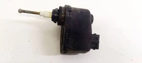 Audi 100 S4 C4 Headlight level adjustment motor 00437545