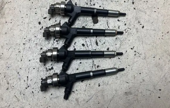 Opel Astra H Fuel injectors set 8973762701