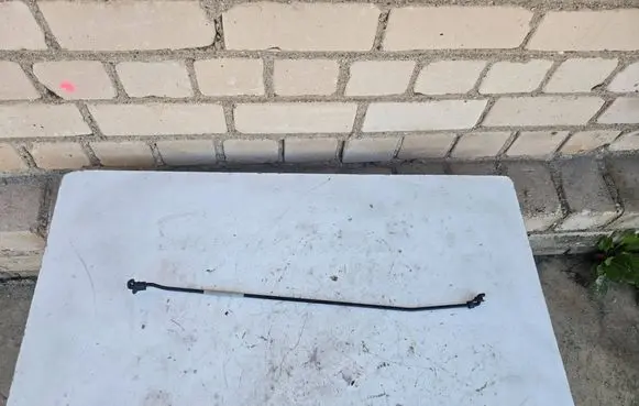 Toyota Prius (XW50) Engine bonnet/hood prop rod/strut
