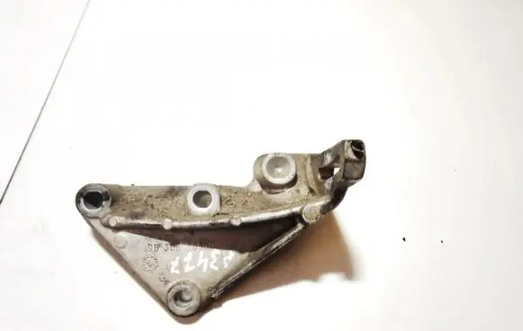 Citroen Xsara Engine mounting bracket 9630630580