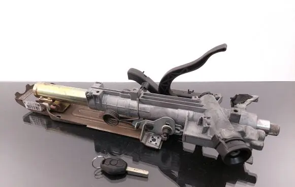 Steering wheel axle set