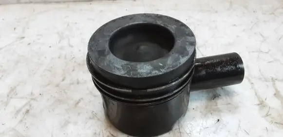 Audi A6 S6 C7 4G Piston 8372T 7R2