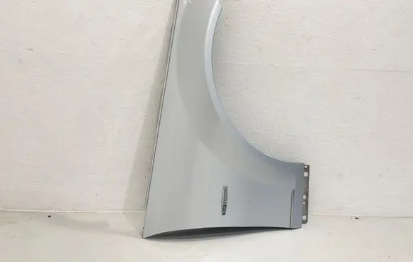 Mercedes-Benz C W204 Fender