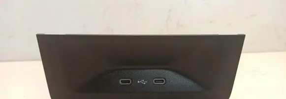 USB socket connector