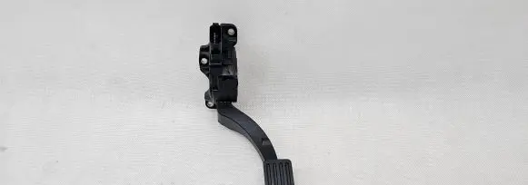 Volvo V60 Accelerator throttle pedal 31329059