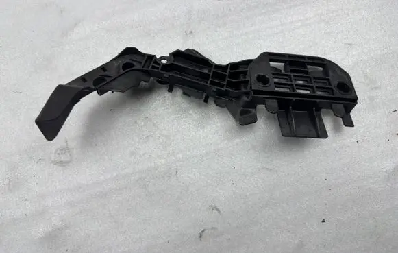 Mercedes-Benz S W222 Front door lock A2227230514