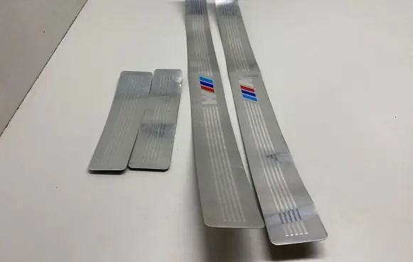 BMW X3 E83 Side skirt front trim 