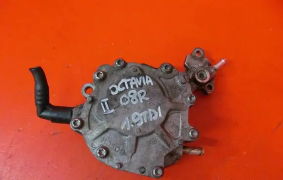 Skoda Octavia Mk2 (1Z) Fuel injection high pressure pump 038145209M