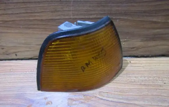 BMW 3 E36 Front indicator light