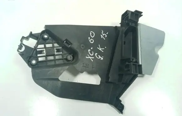 Rear door exterior handle/bracket