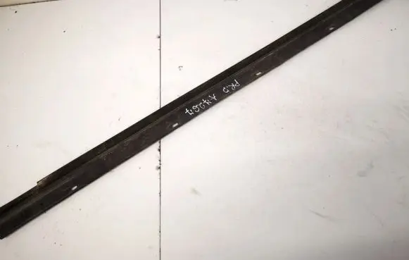 Audi A4 S4 B5 8D Front door glass trim molding 8d0837478