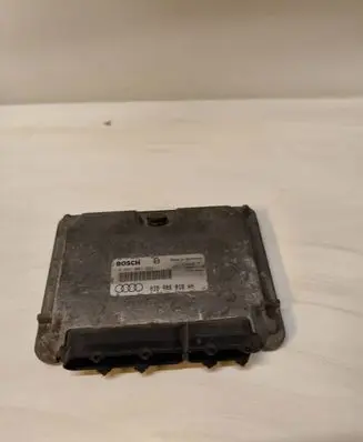 Audi A3 S3 8L Engine control unit/module 038906018AH 17450448 0281001693