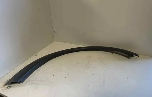 Volvo C30 Rear arch trim 30744044