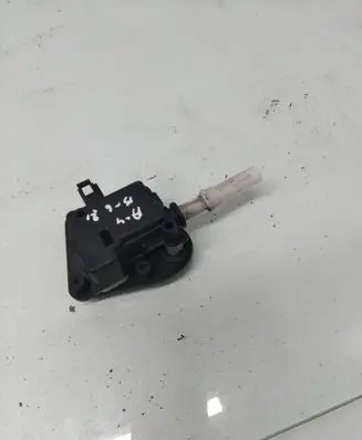 Audi A4 S4 B6 8E 8H Fuel tank cap lock 8E9827833