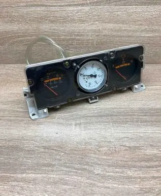 Mitsubishi Pajero Speedometer (instrument cluster) MB521132
