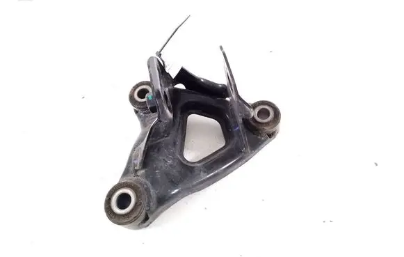 Tesla Model Y Engine mounting bracket 111023300C