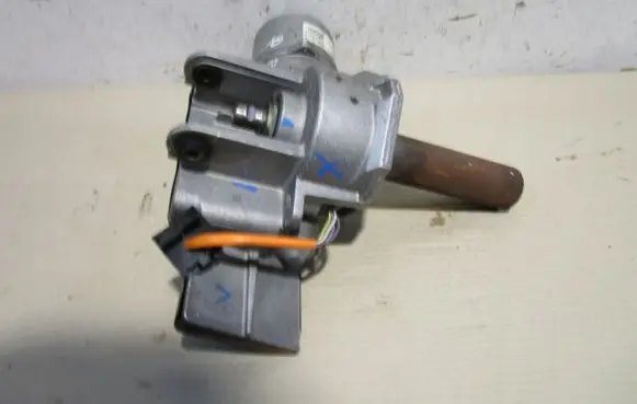 Opel Corsa D Electric power steering pump 55701304