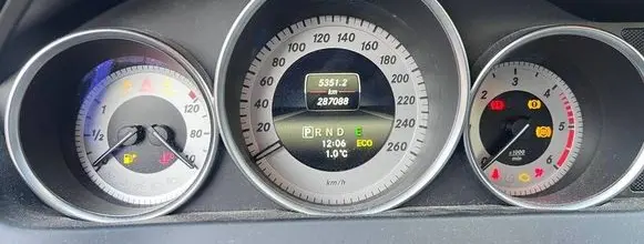 Mercedes-Benz C W204 Speedometer (instrument cluster) A2049005513 A2049017502 A2129026108