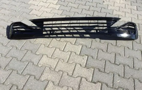 Volkswagen Golf VIII Front bumper lower grill 5H0853677H 5H0853665K 5H0853666K