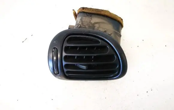Peugeot 206 Dash center air vent grill 9632184877