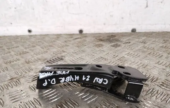 Honda CR-V Engine mounting bracket TLA