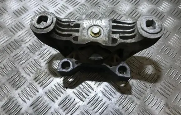 Seat Alhambra (Mk1) Engine mount bracket 326b1