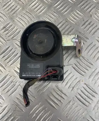 Alarm system siren
