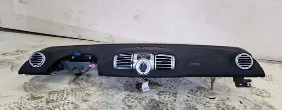 Smart ForTwo II Dashboard A4516892253 0B37J6KX130310224