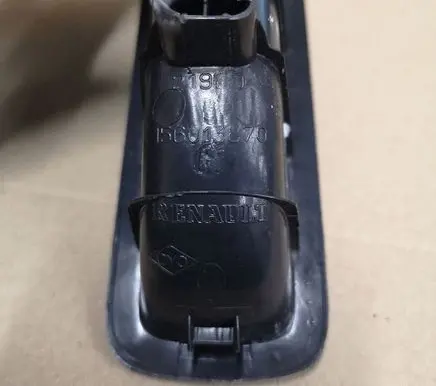 Renault Megane II Electric window control switch 156013870