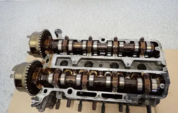 Chevrolet Orlando Engine head 