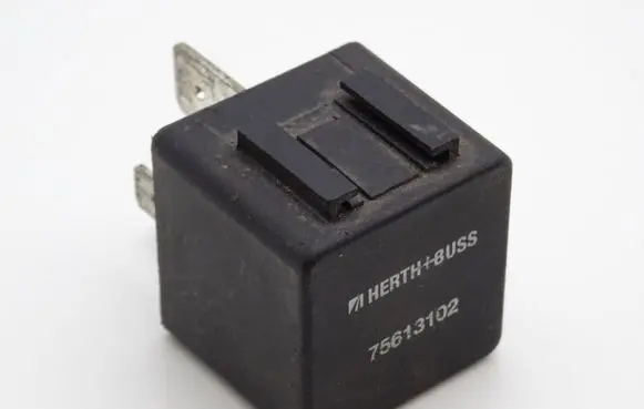 Iveco Daily 3rd gen Other relay 75613102