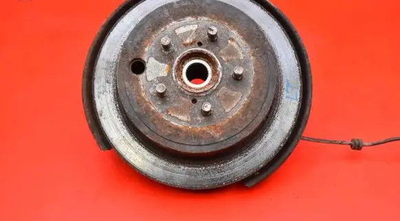 Subaru Forester SH Front wheel hub spindle knuckle