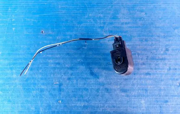 Lexus RX 300 Horn buzzer relay 8974751010 0689003000